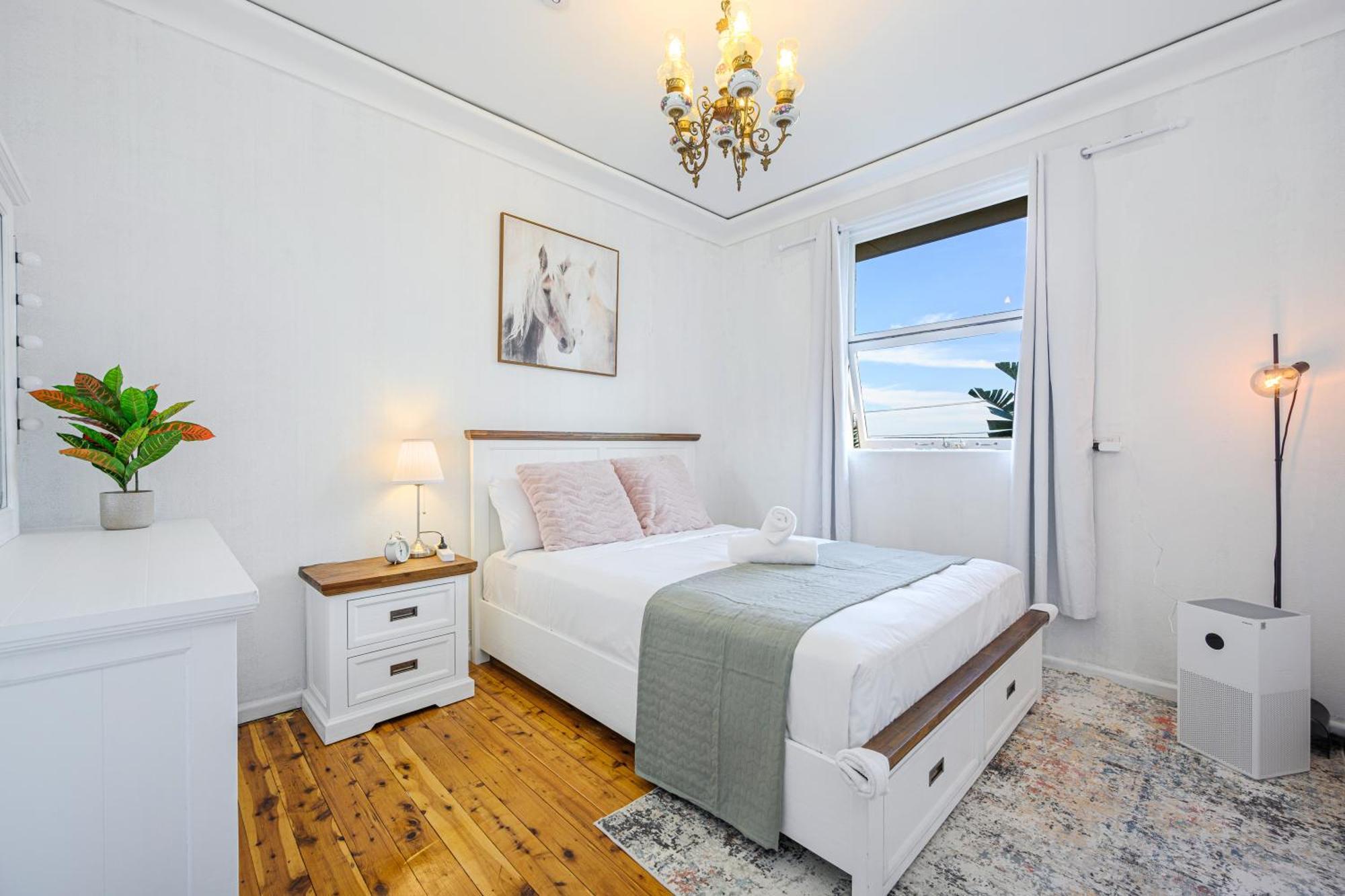 Bondi 4br House Holiday home Sydney