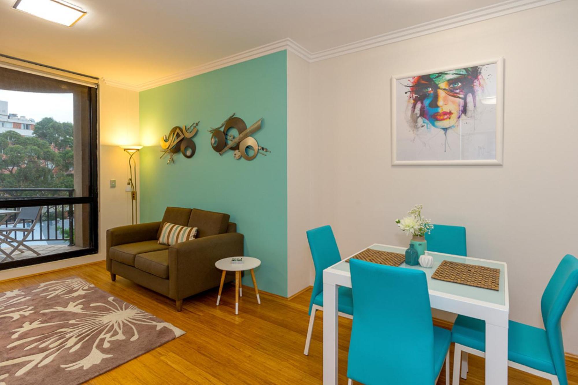 Thriving Location, Dining Hub Near Cbd Apartment *