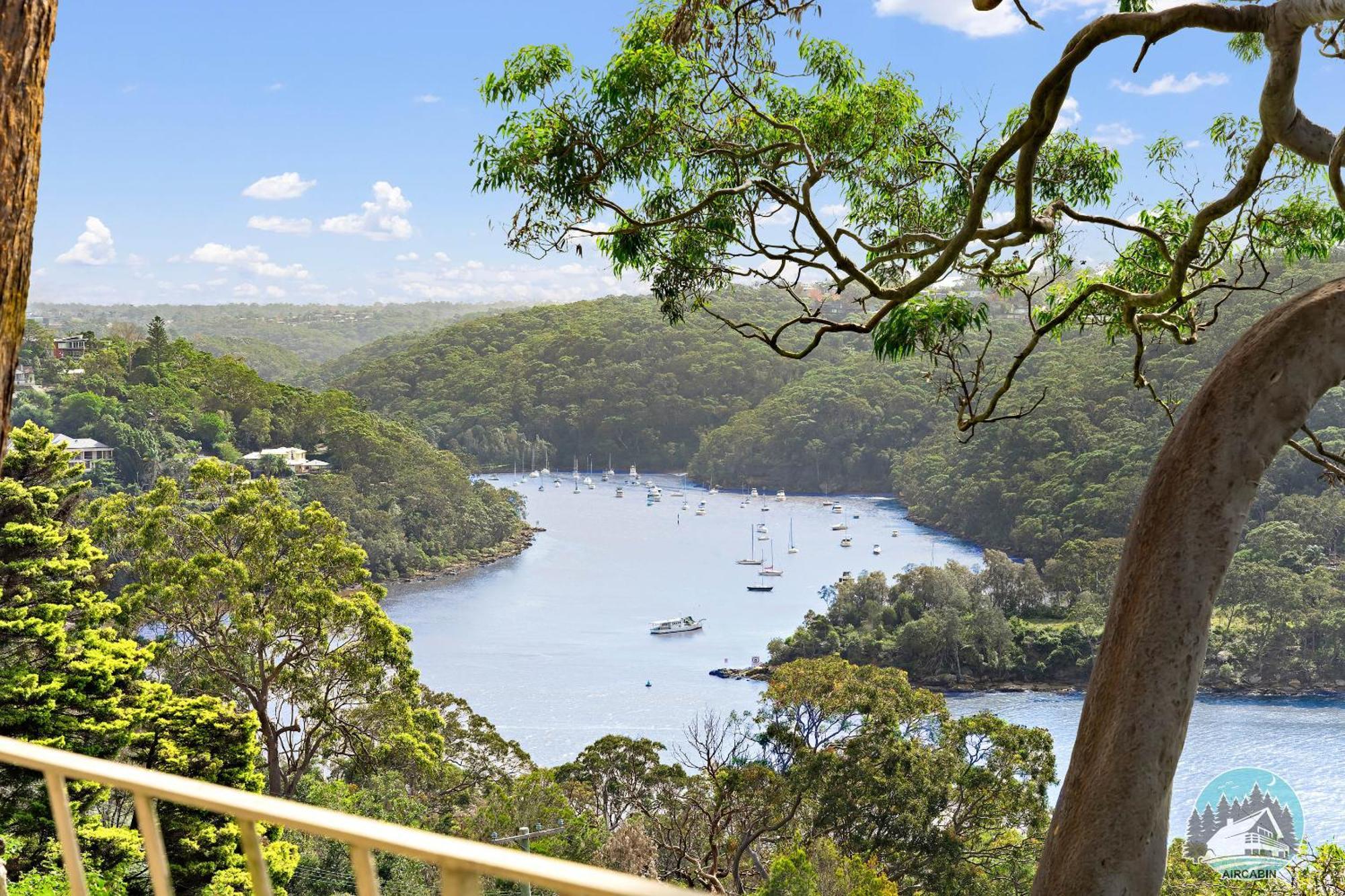 Spacious 4-bed Water Views In Castle Cove Ferienhaus