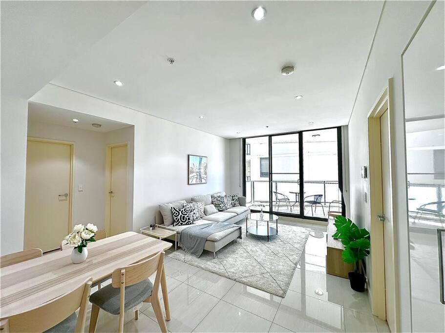 Cosy 2-bedroom Apartment, Homebush Nsw 2140 Apartment Sydney