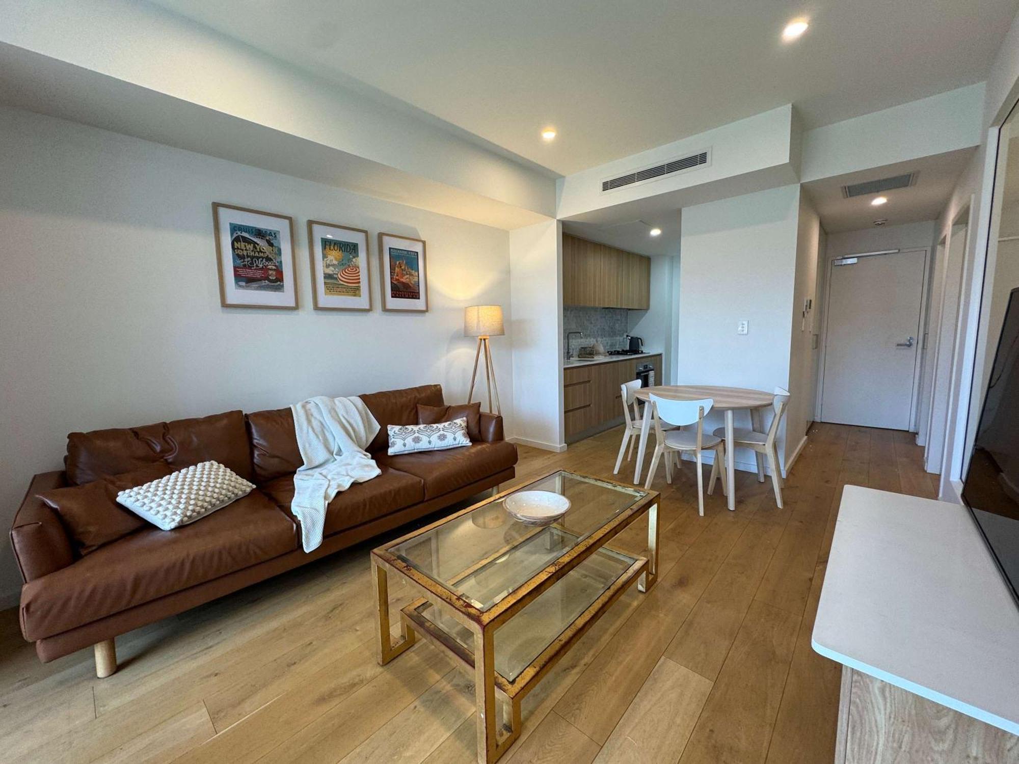 Chic Gladesville *