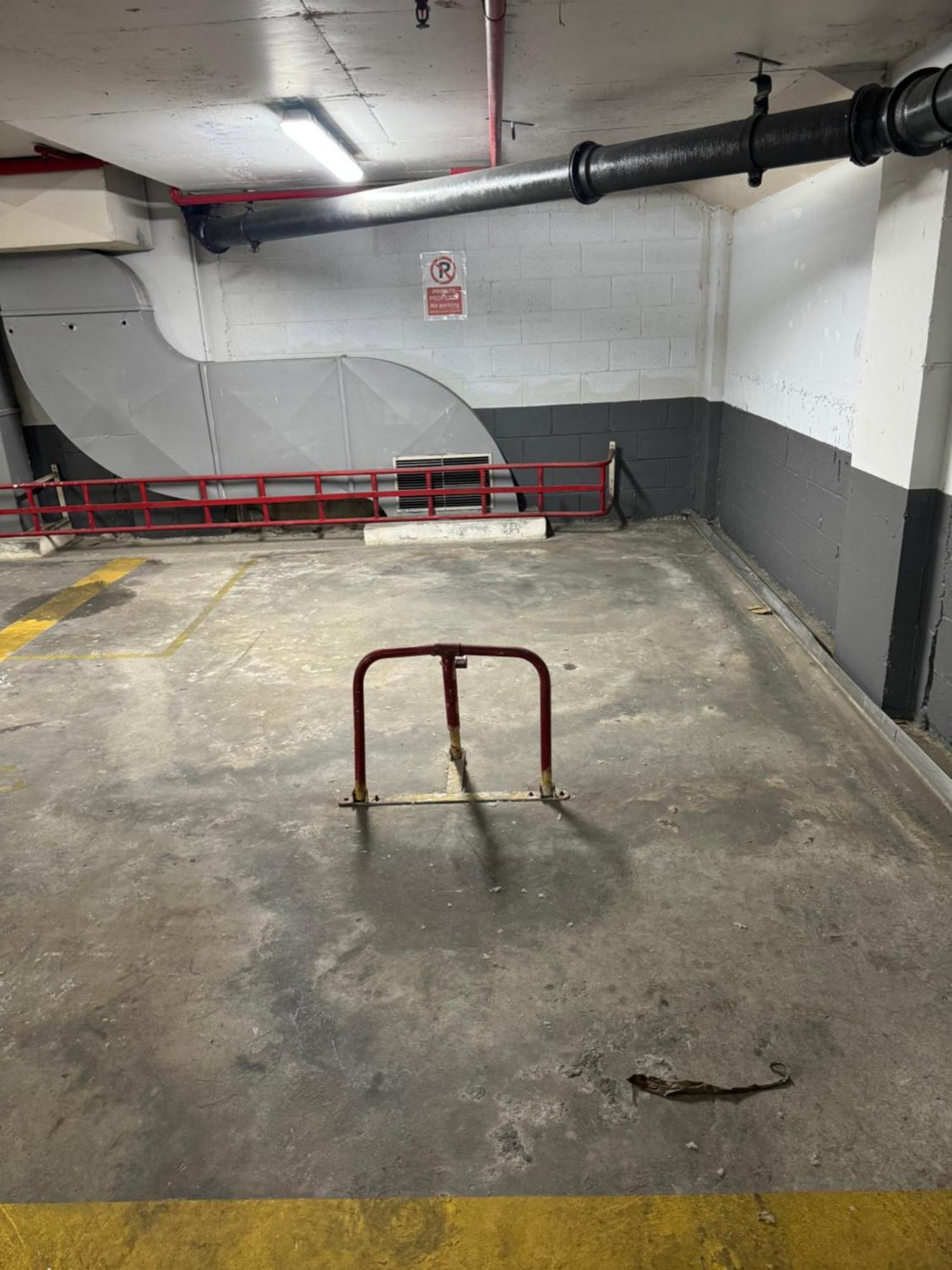 Apartment Renovated W Pool & Just Off Oxford St *