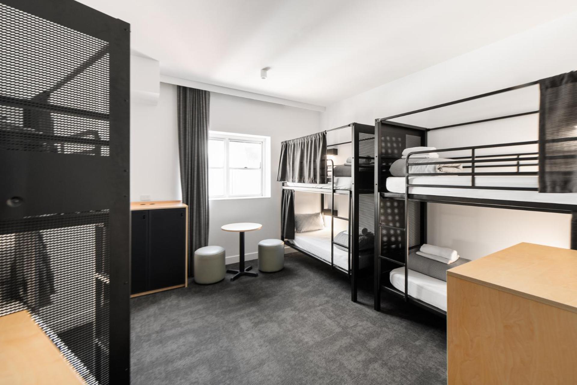 Yha Harbour Albergue *