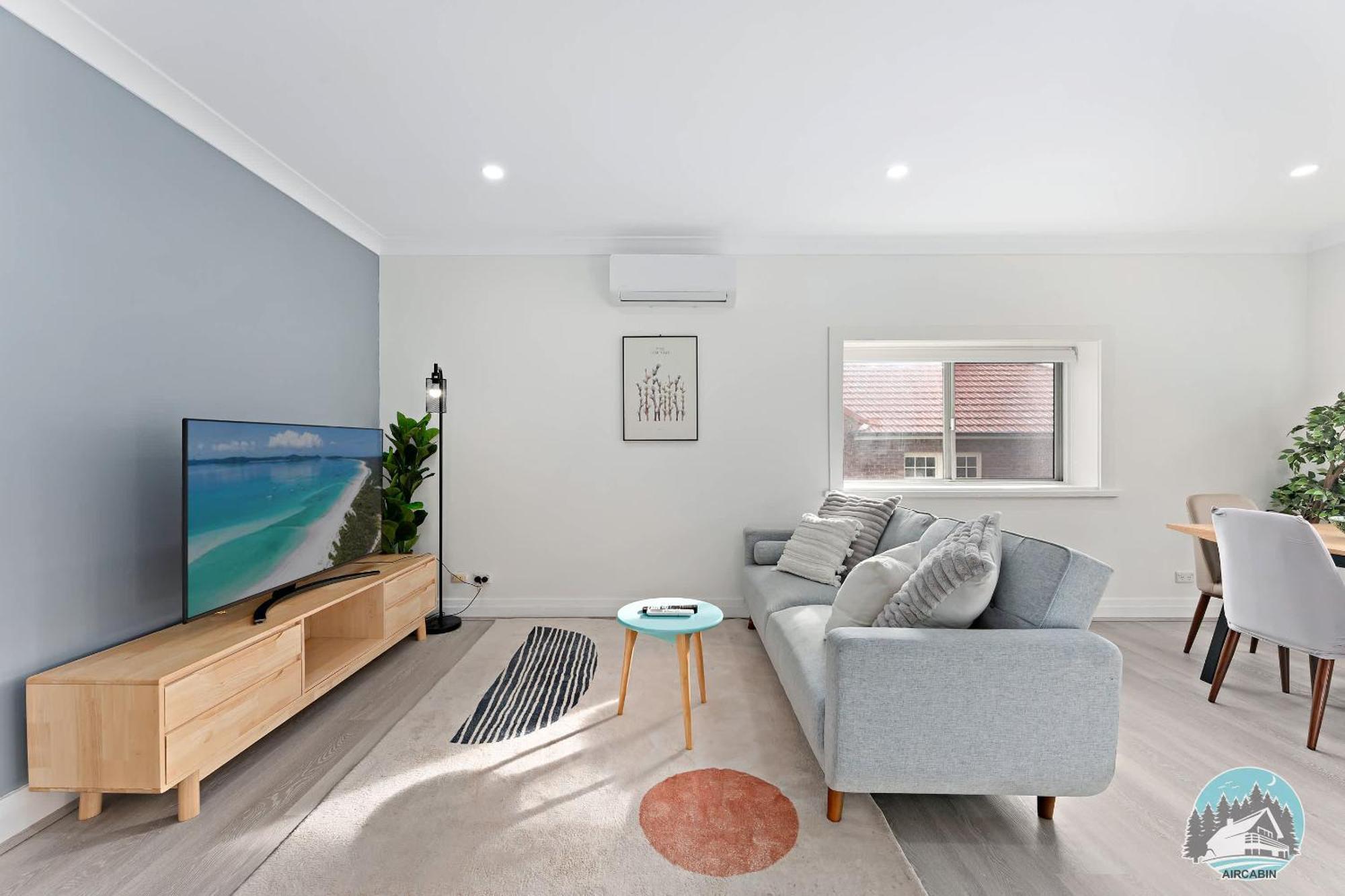 Stylish 4-bed Loft In Manly Walk To & Ferry *