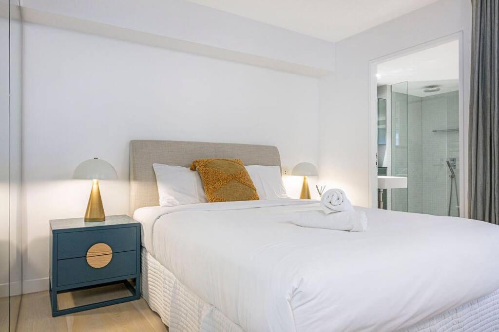 Apartment Front Urban 2 Bedrooms Sydney