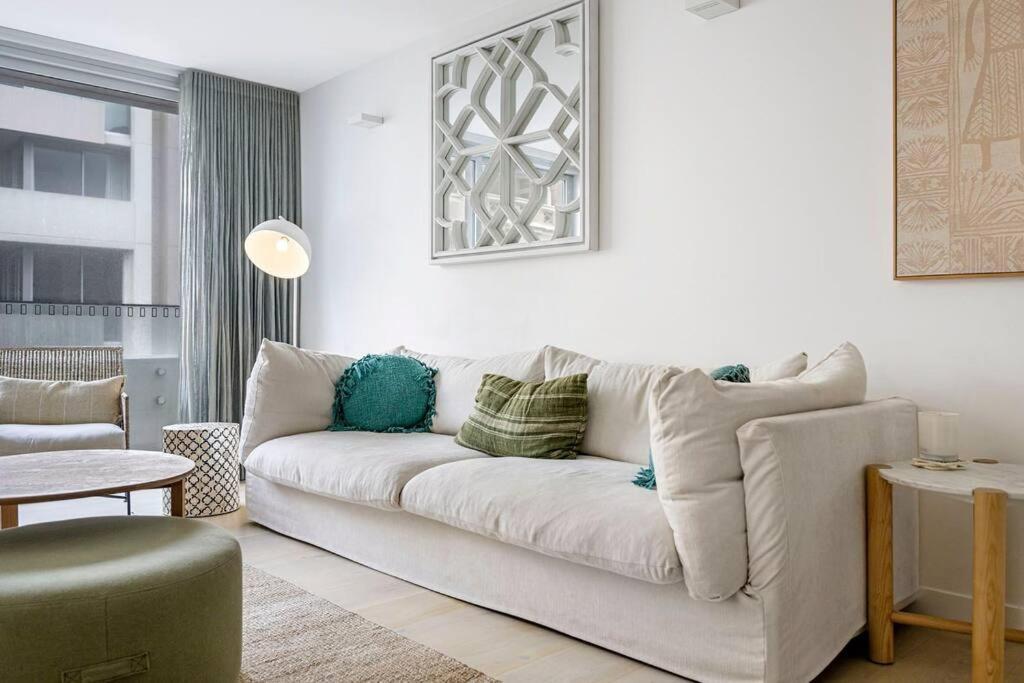 Apartment Front Urban 2 Bedrooms *