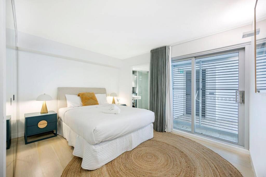 Front Urban 2 Bedrooms Sydney
