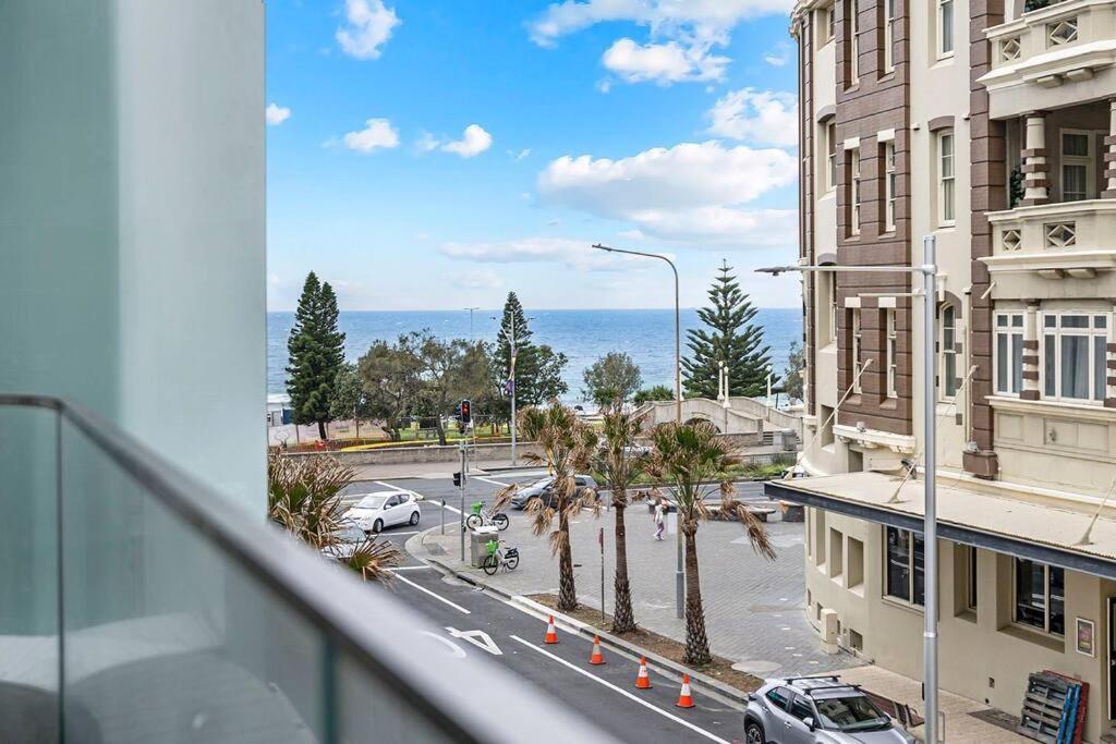 Front Urban 2 Bedrooms Apartment Sydney