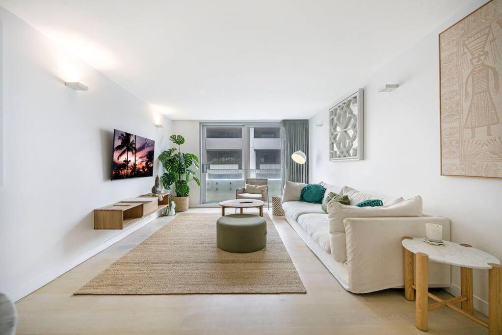 Front Urban 2 Bedrooms