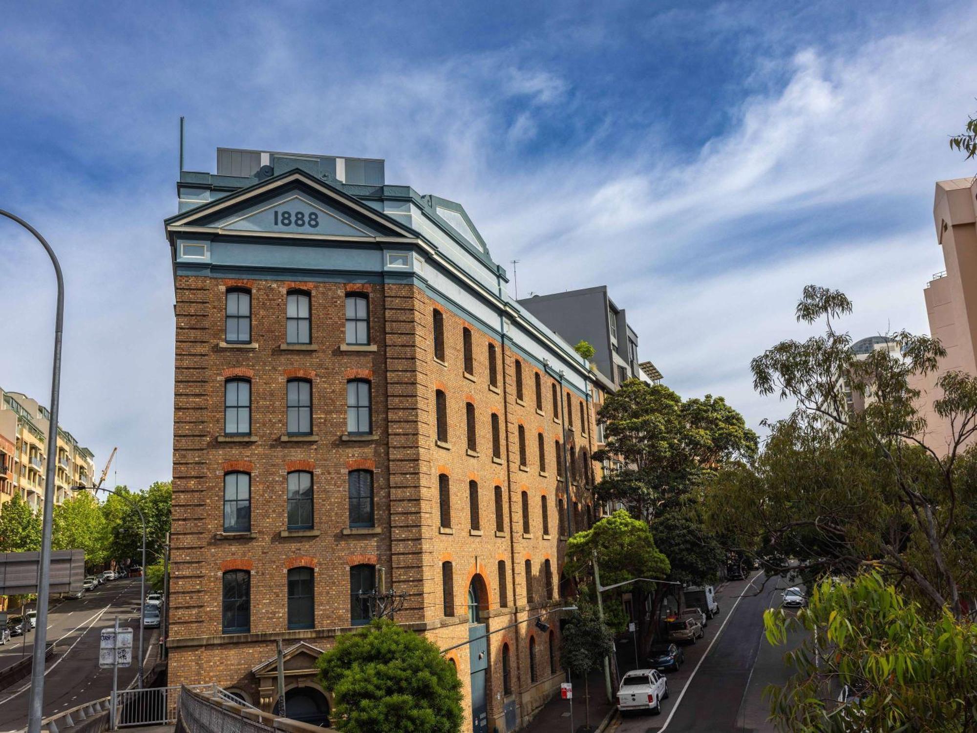 Woolstore 1888, - Handwritten Collection Hotel Sydney