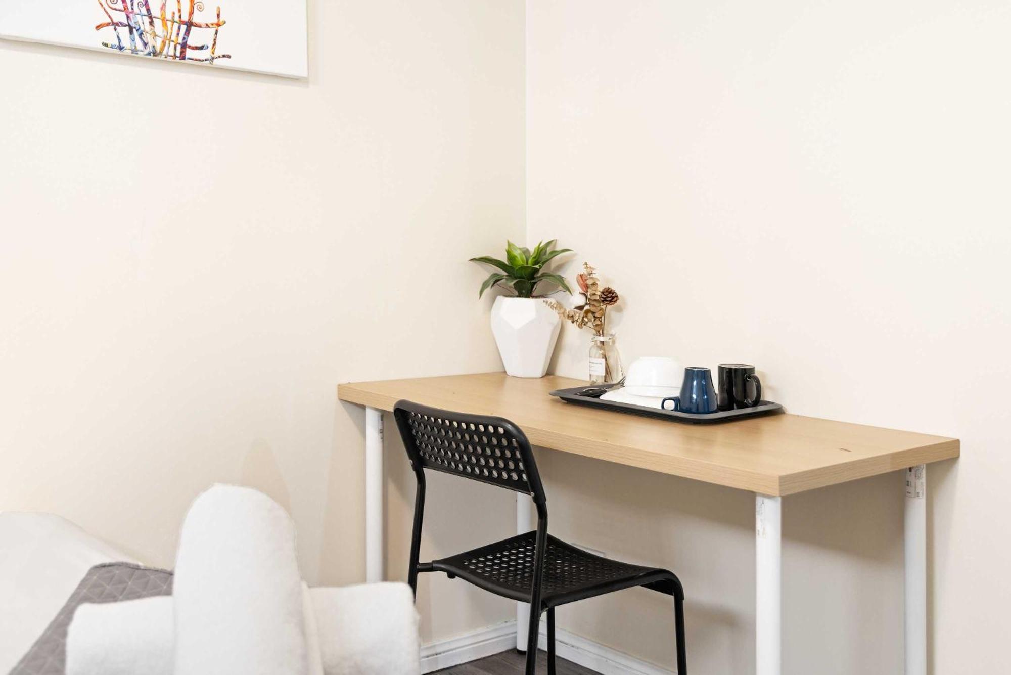 1 Private Double In Carramar 1 * Sydney