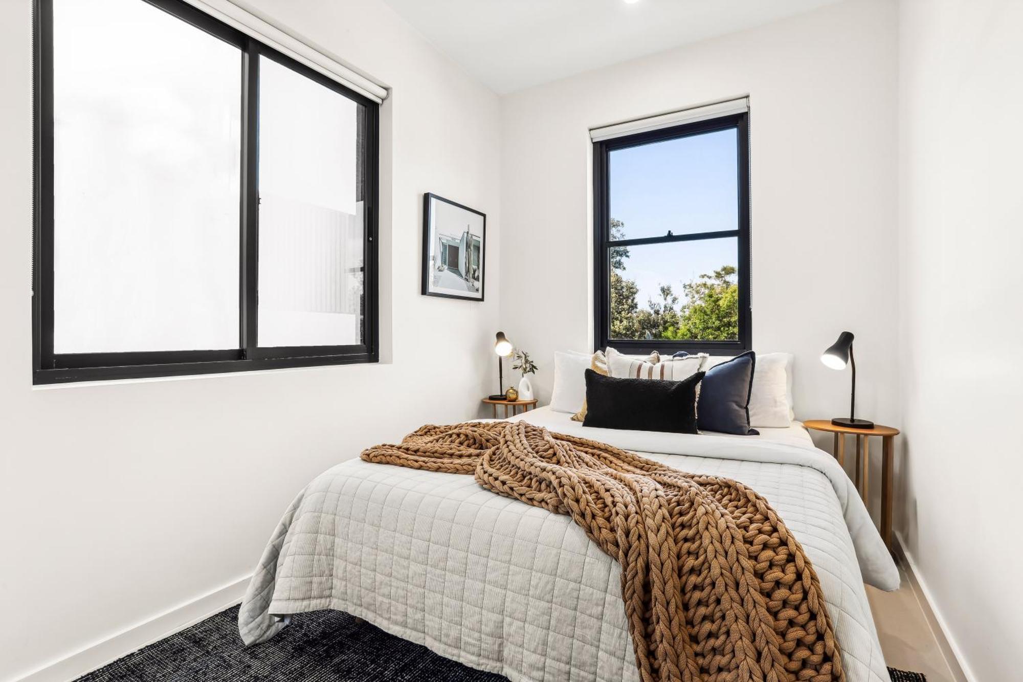 Llbrand New Beachside 2br In Prime Location *