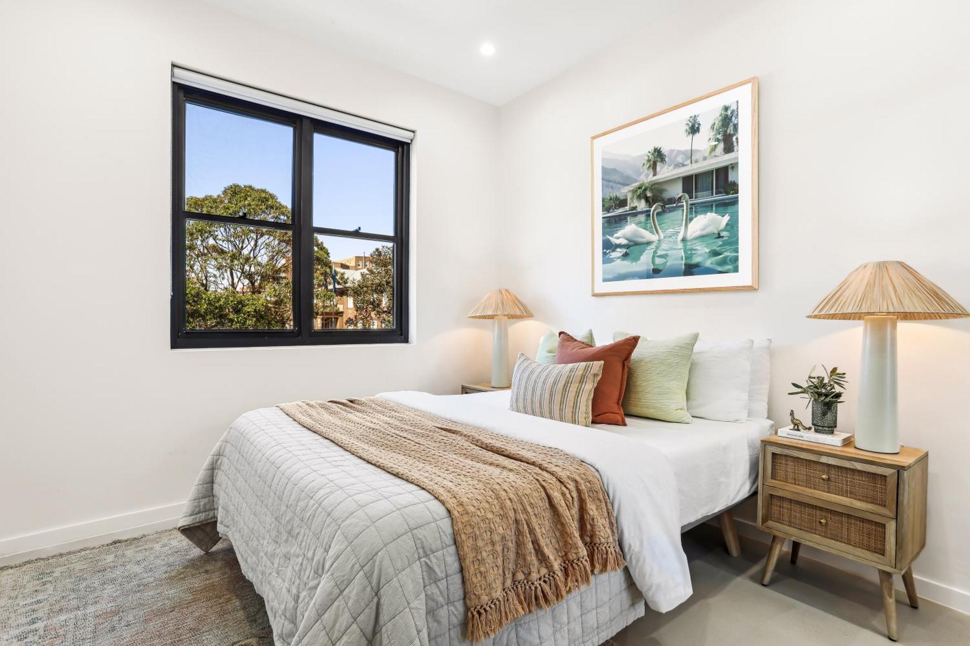Llbrand New Beachside 2br In Prime Location * Sydney