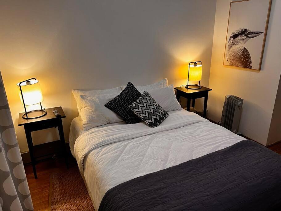 Apartment Cozy Quiet Just Off Taylors Square