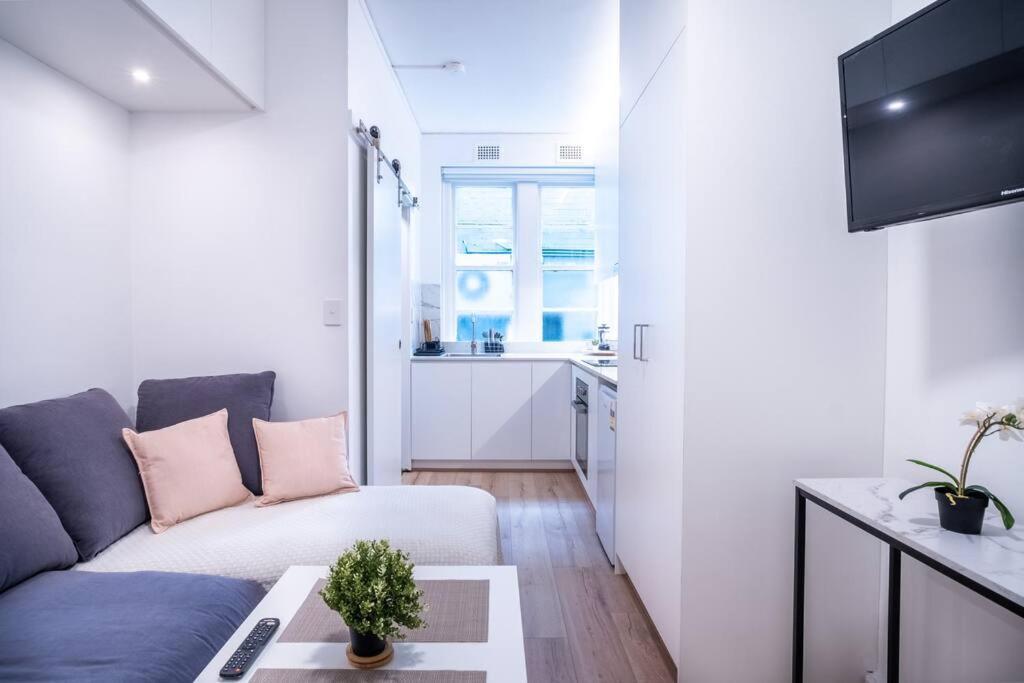 Modern In Prime Spot * Sydney