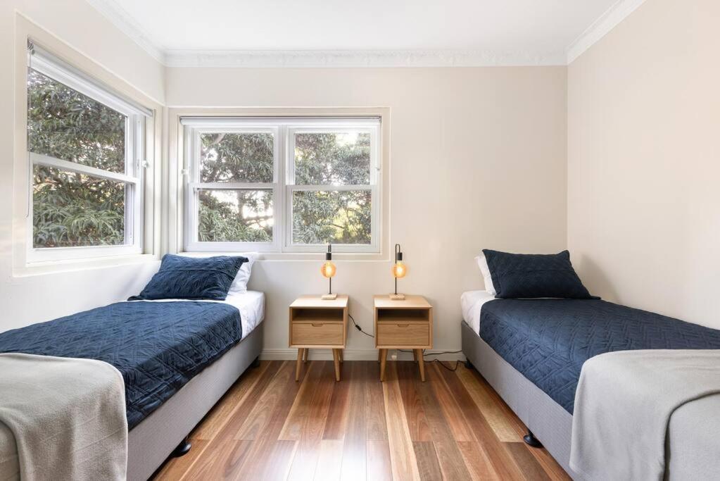 2 Bedroom Harbour Opera House Waterview *