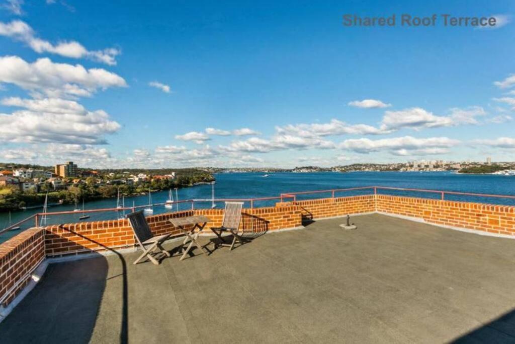 2 Bedroom Harbour Opera House Waterview