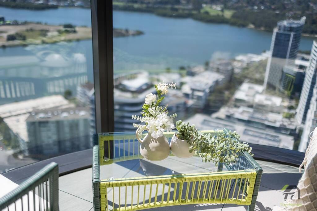 Waterfront 3-bedroom In Rhodes * Sydney