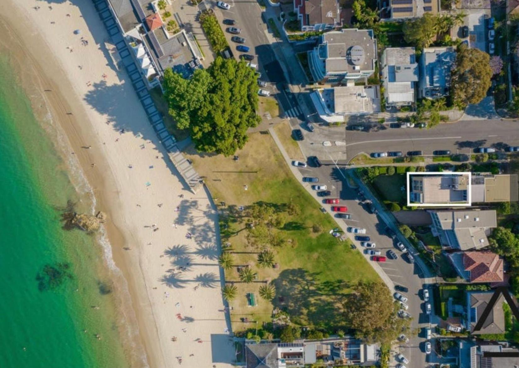 Balmoral Sands - Landing In Paradise * Sydney