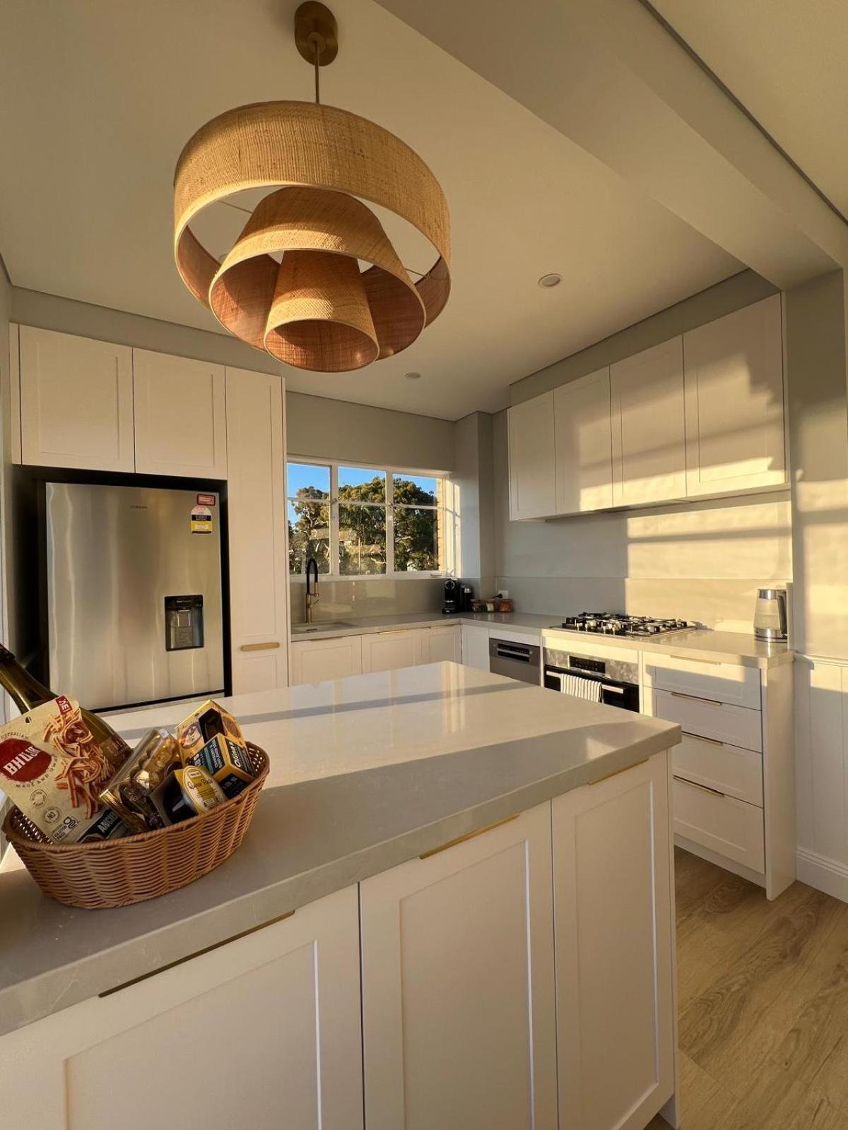 Balmoral Sands - Landing In Paradise Apartment