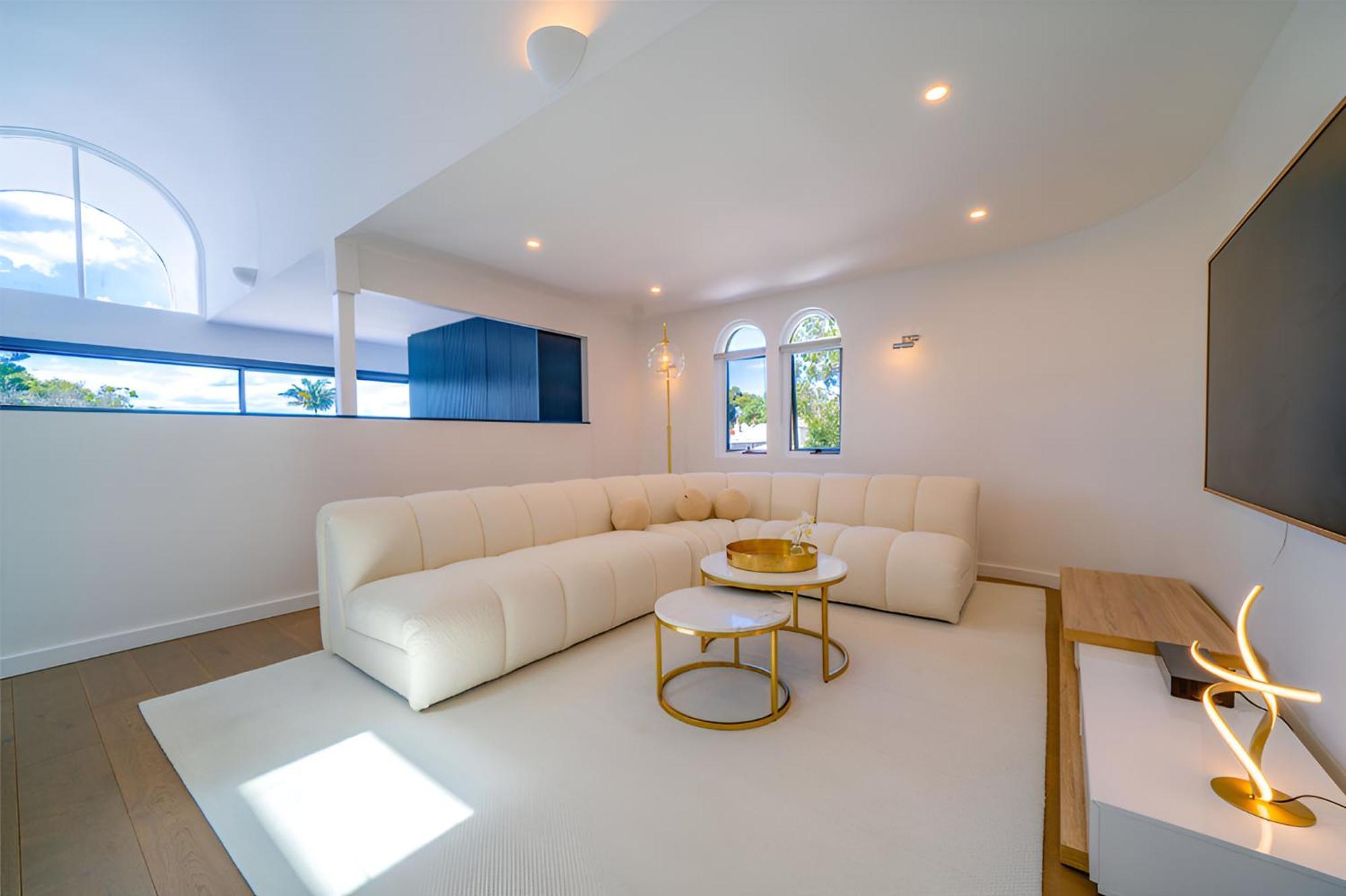 Elegant 3br -bondi Junction & Stunning Skyline * Sydney