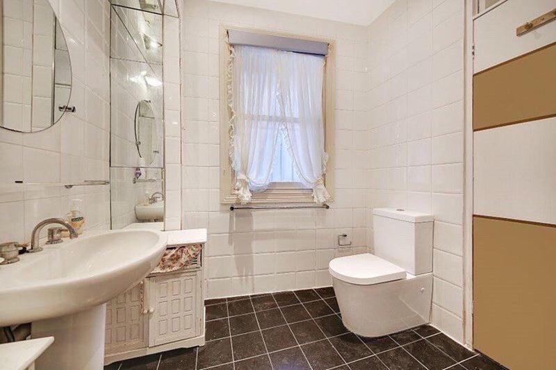 Spacious Terrace House Near Cbd Holiday home *