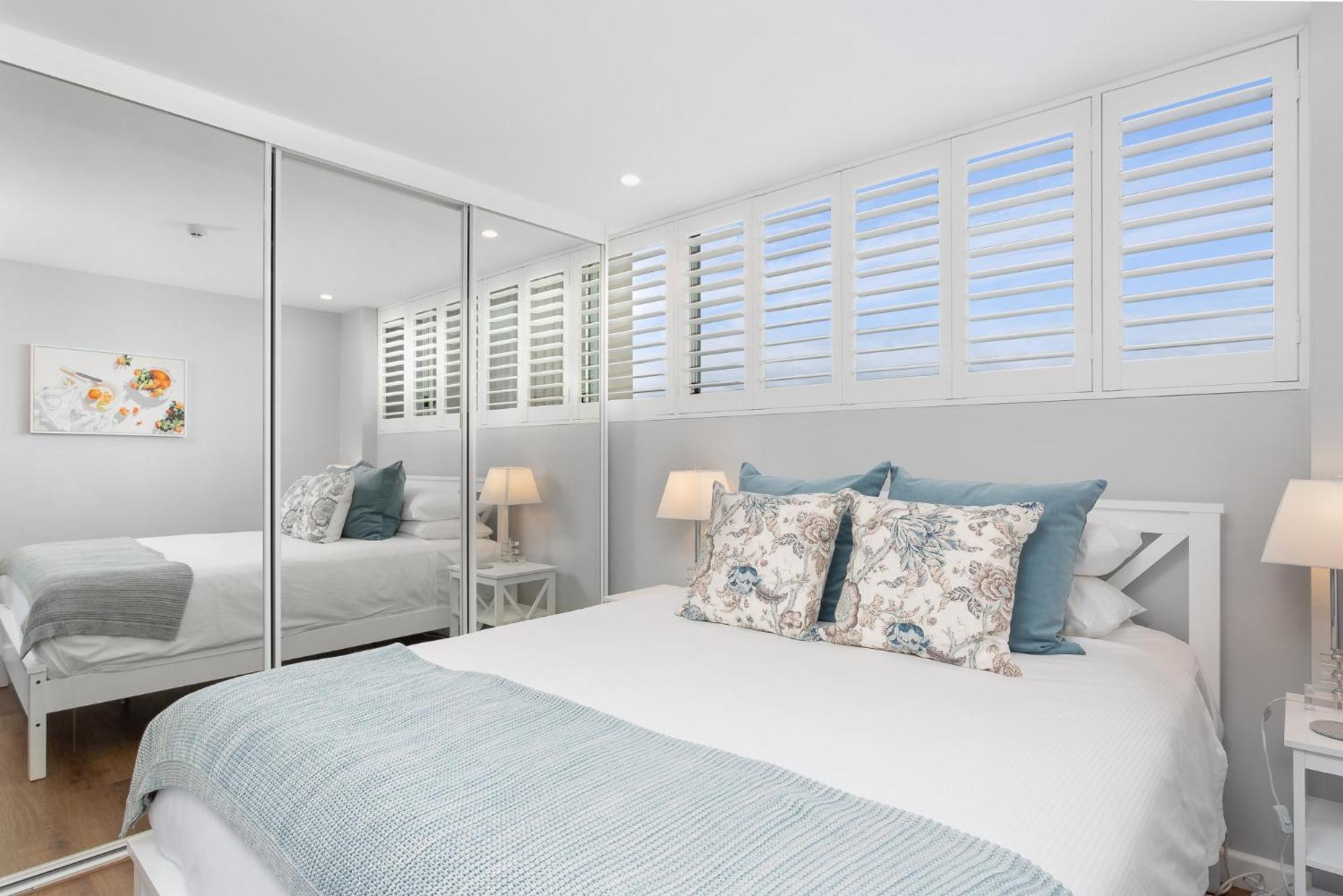 Modern Manly With Stunning Views, Pool Apartment Sydney