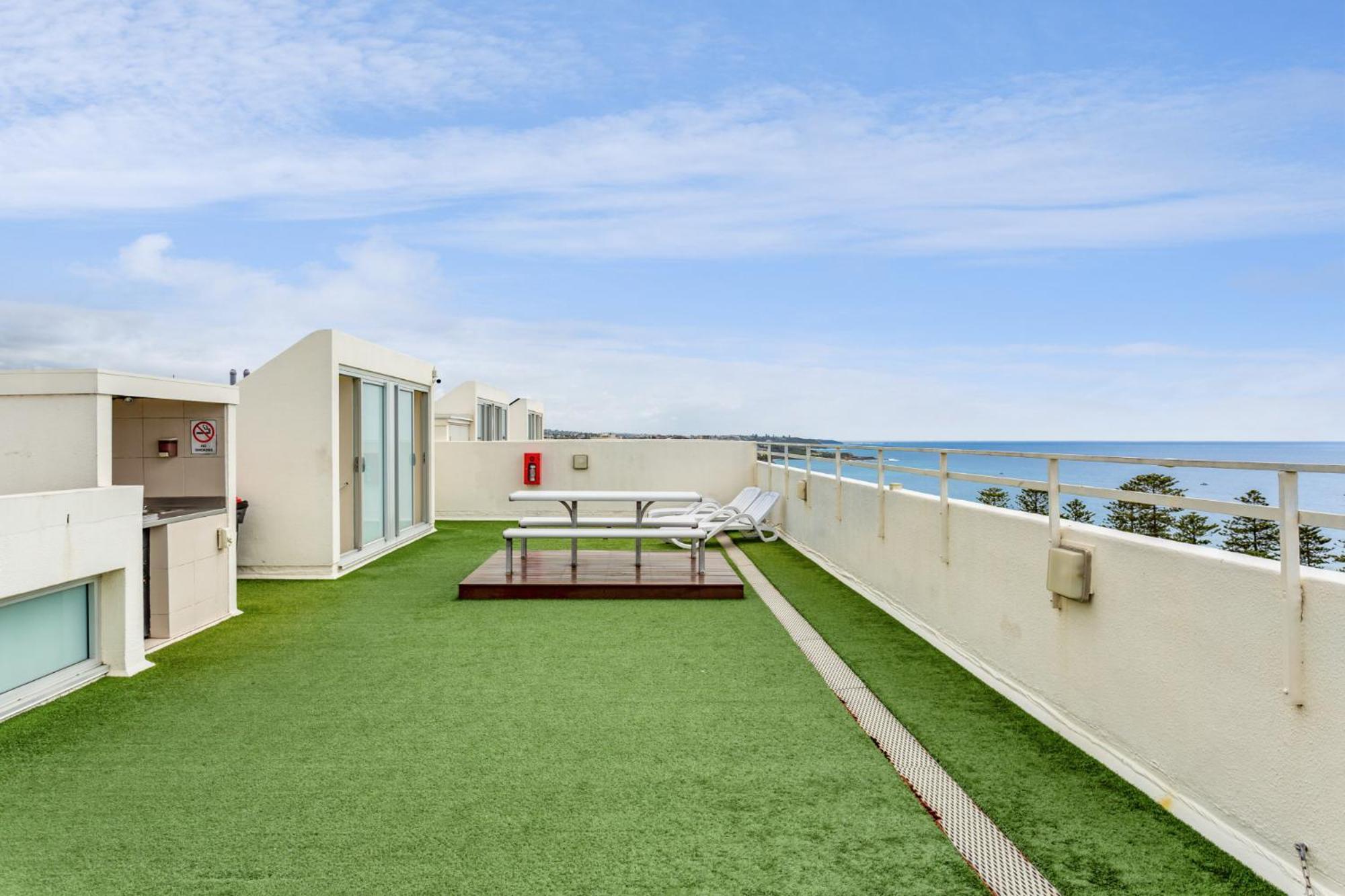 Modern Manly With Stunning Views, Pool * Sydney