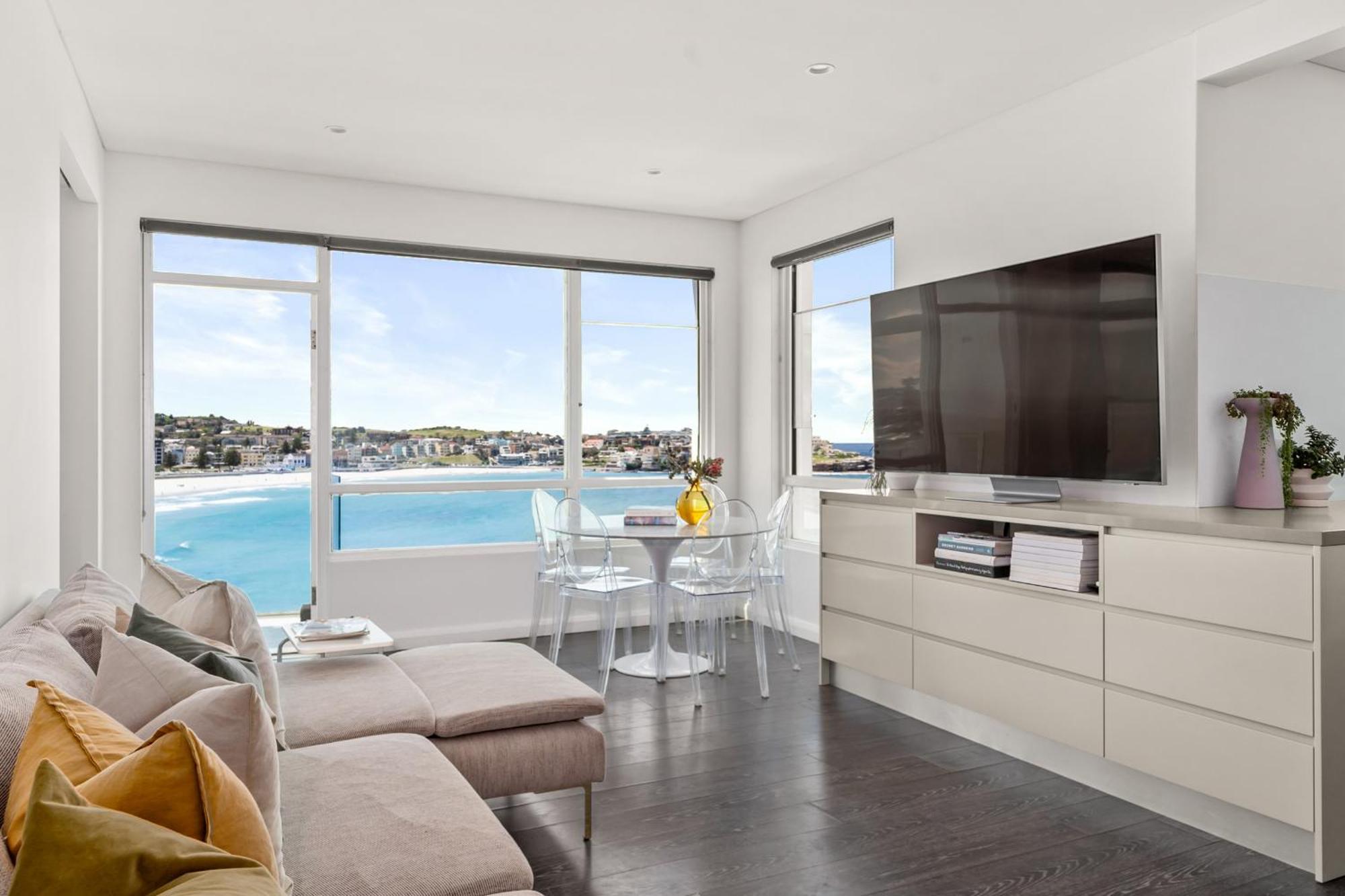 Breathtaking Bondi Apartment *