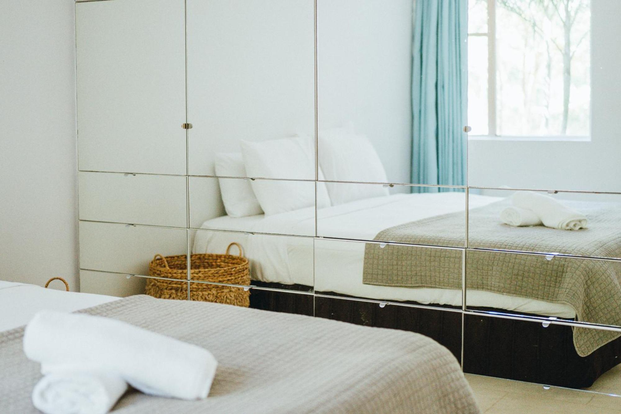 Stylish 2 Bedroom Free P At Darlinghutst Sydney