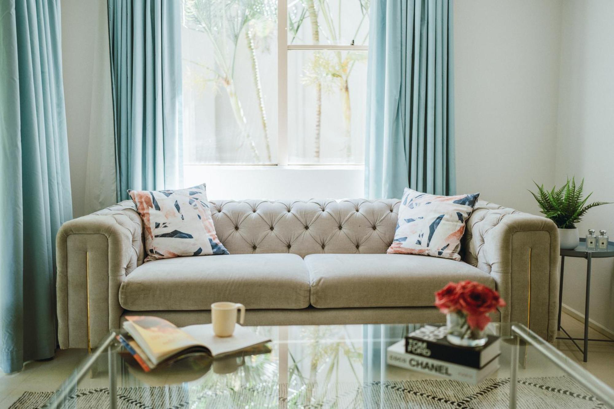 Stylish 2 Bedroom Free P At Darlinghutst Apartment