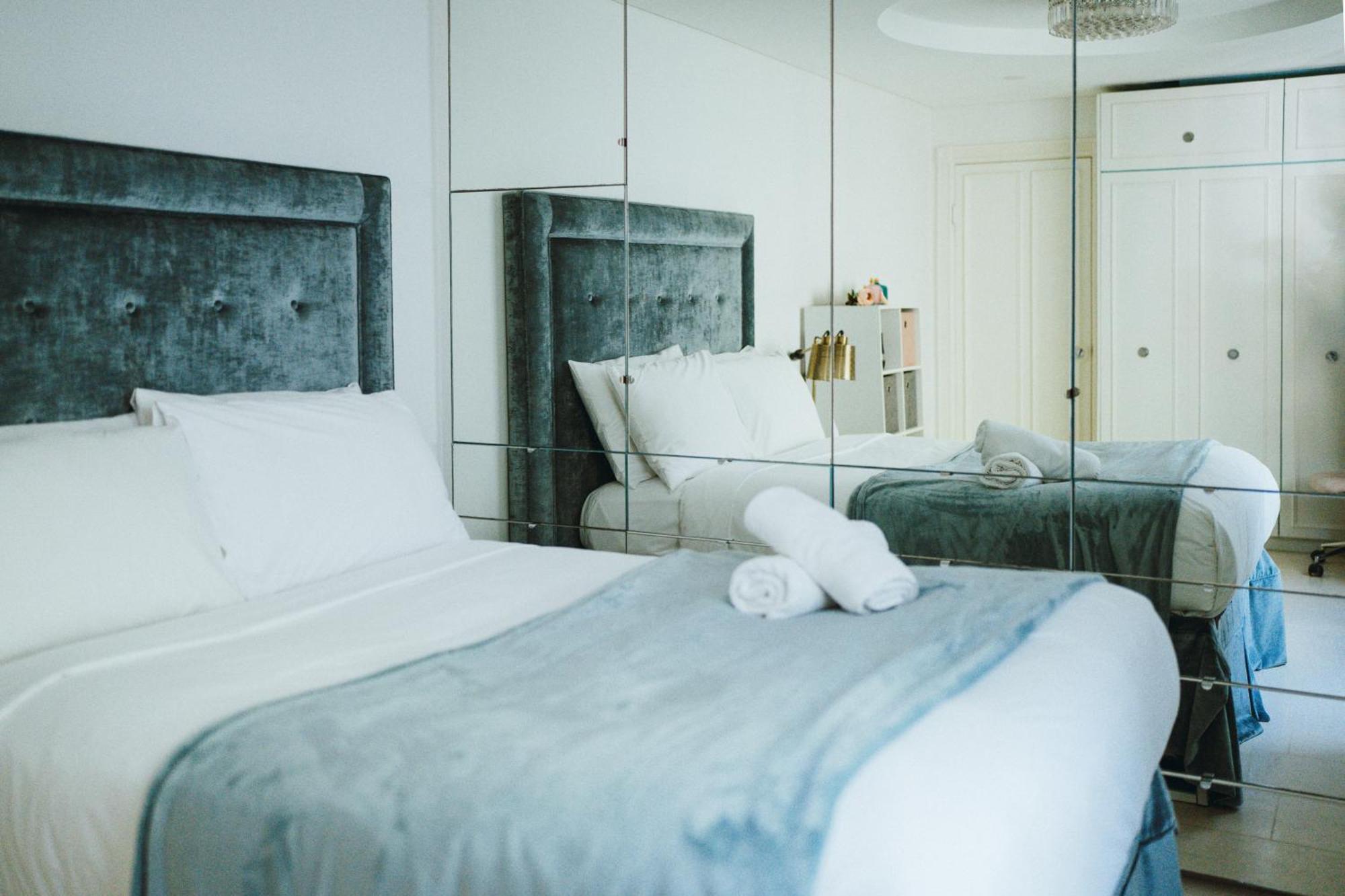 Apartment Stylish 2 Bedroom Free P At Darlinghutst