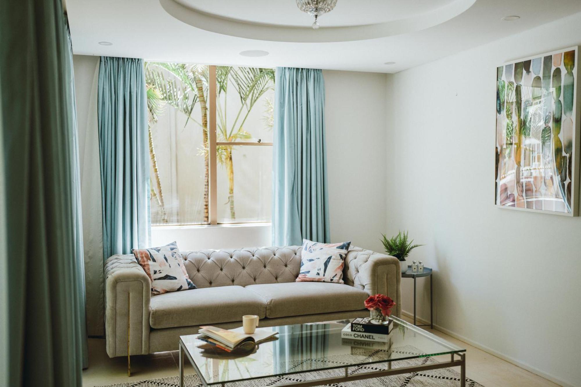 Apartment Stylish 2 Bedroom Free P At Darlinghutst *