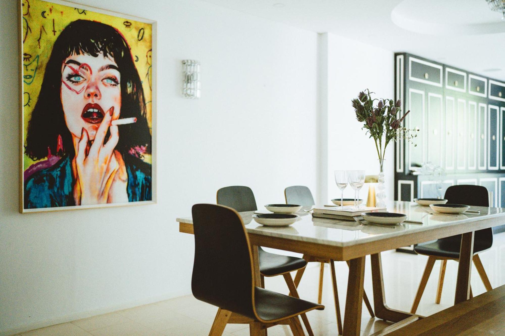 Apartment Stylish 2 Bedroom Free P At Darlinghutst *
