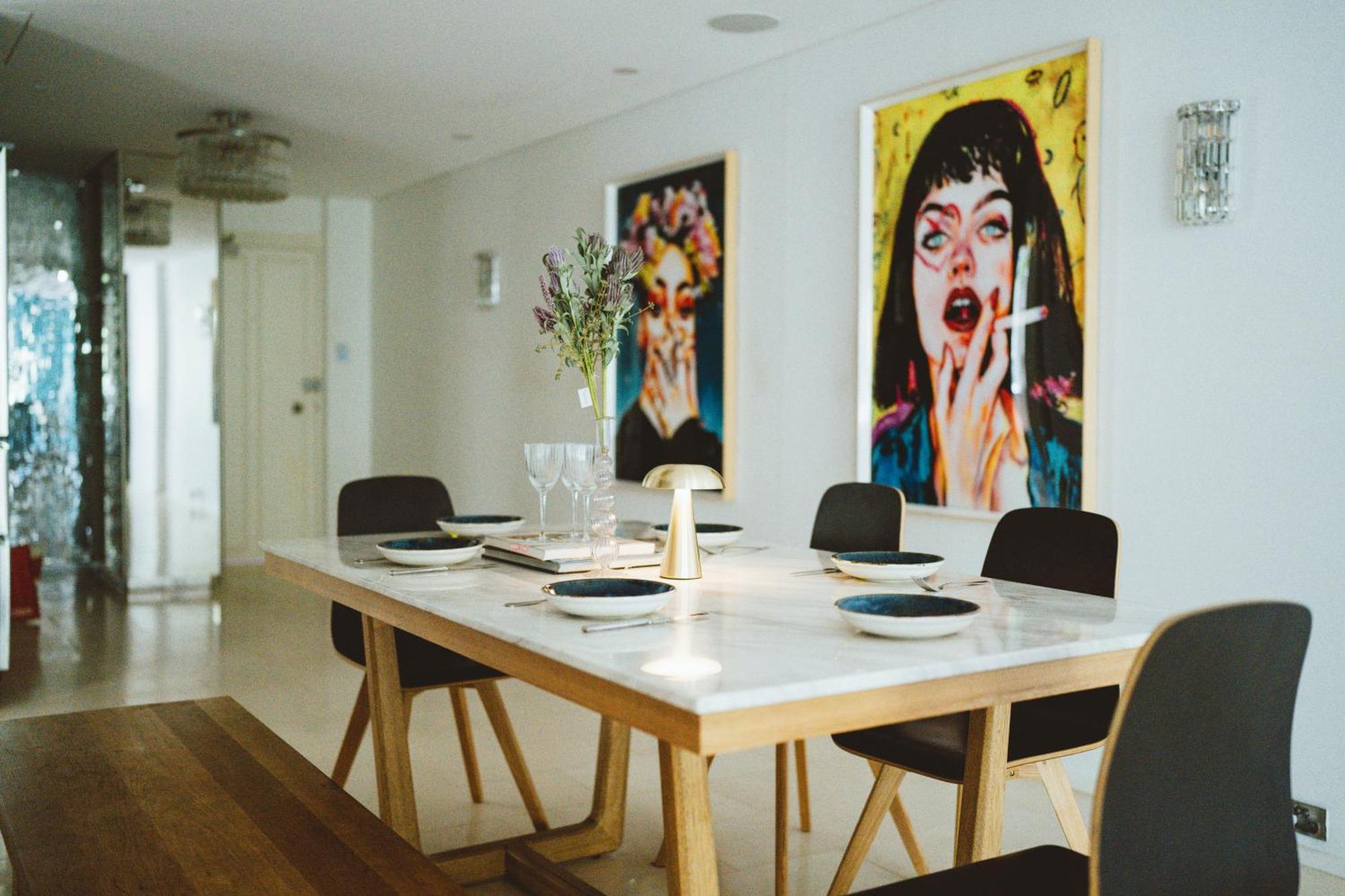 Stylish 2 Bedroom Free P At Darlinghutst
