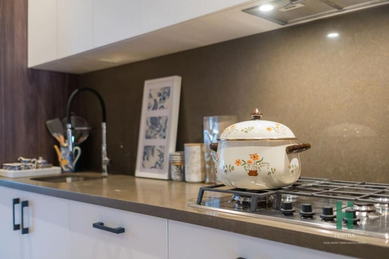 4 Bed Terrace In Surry Hills Apartment