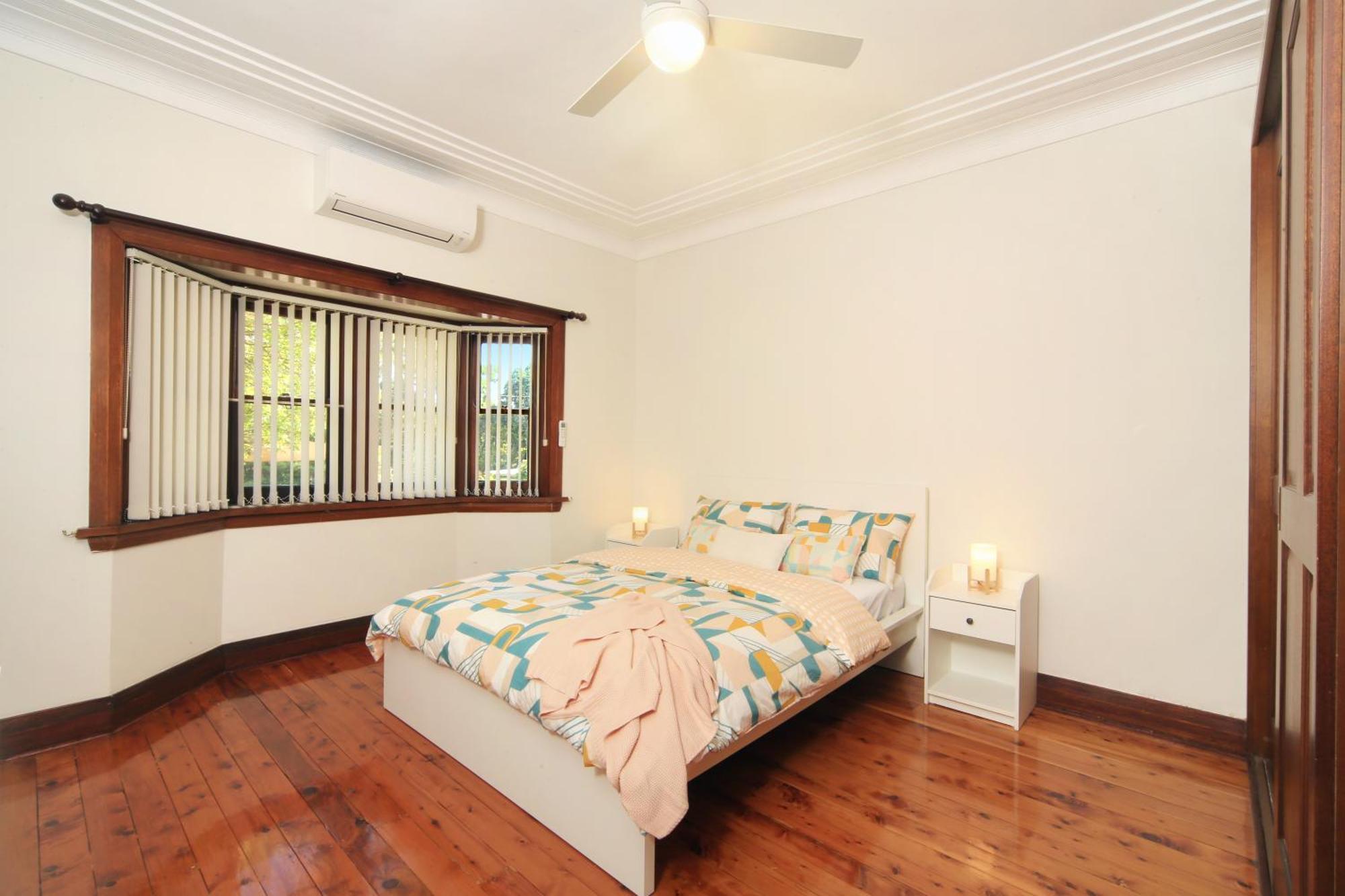 Sydney, Bexley North 3bedrooms, Free Parking, Close To Train Station And Cbd * Sydney