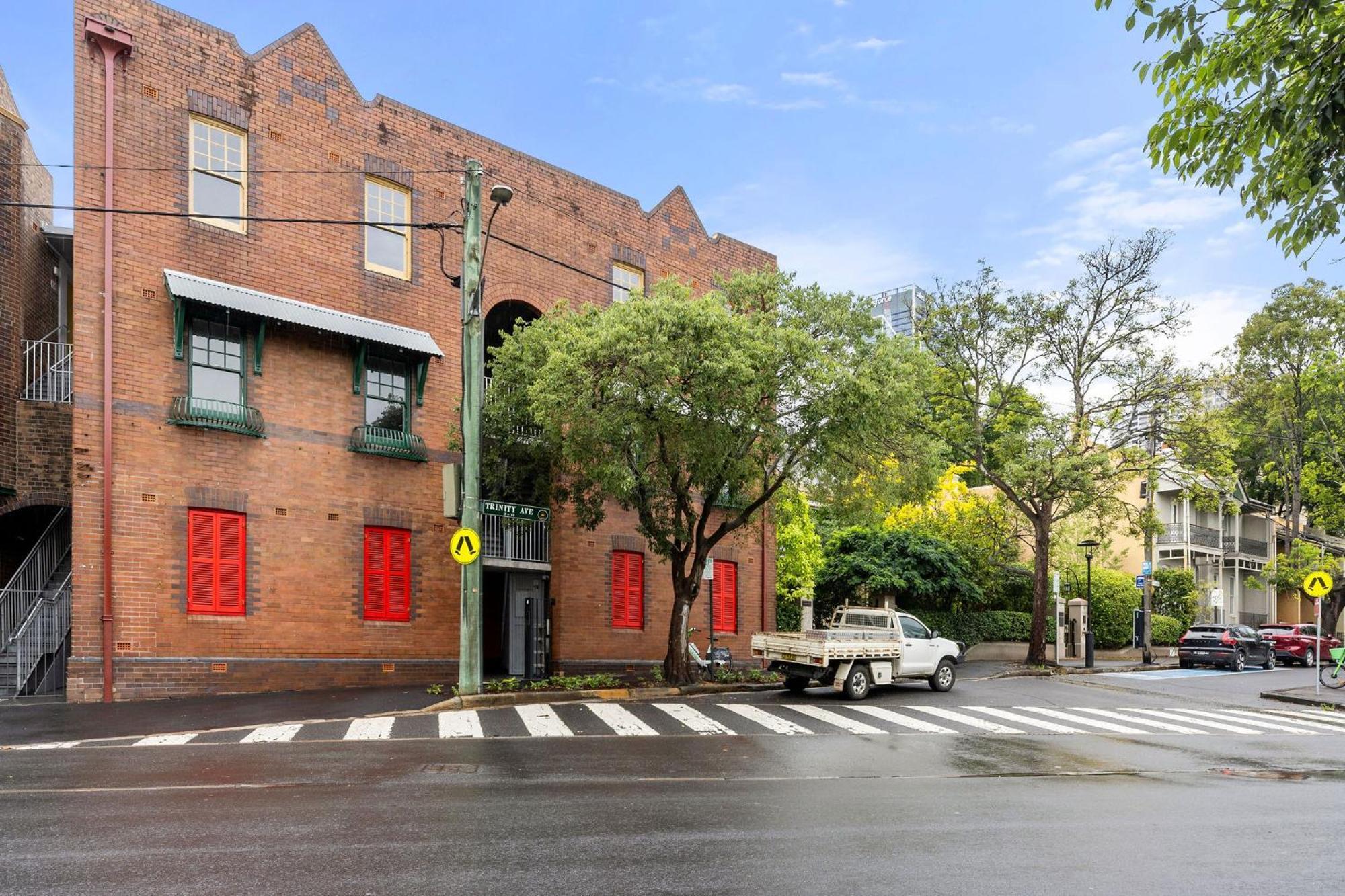 2-4 Trinity Avenue