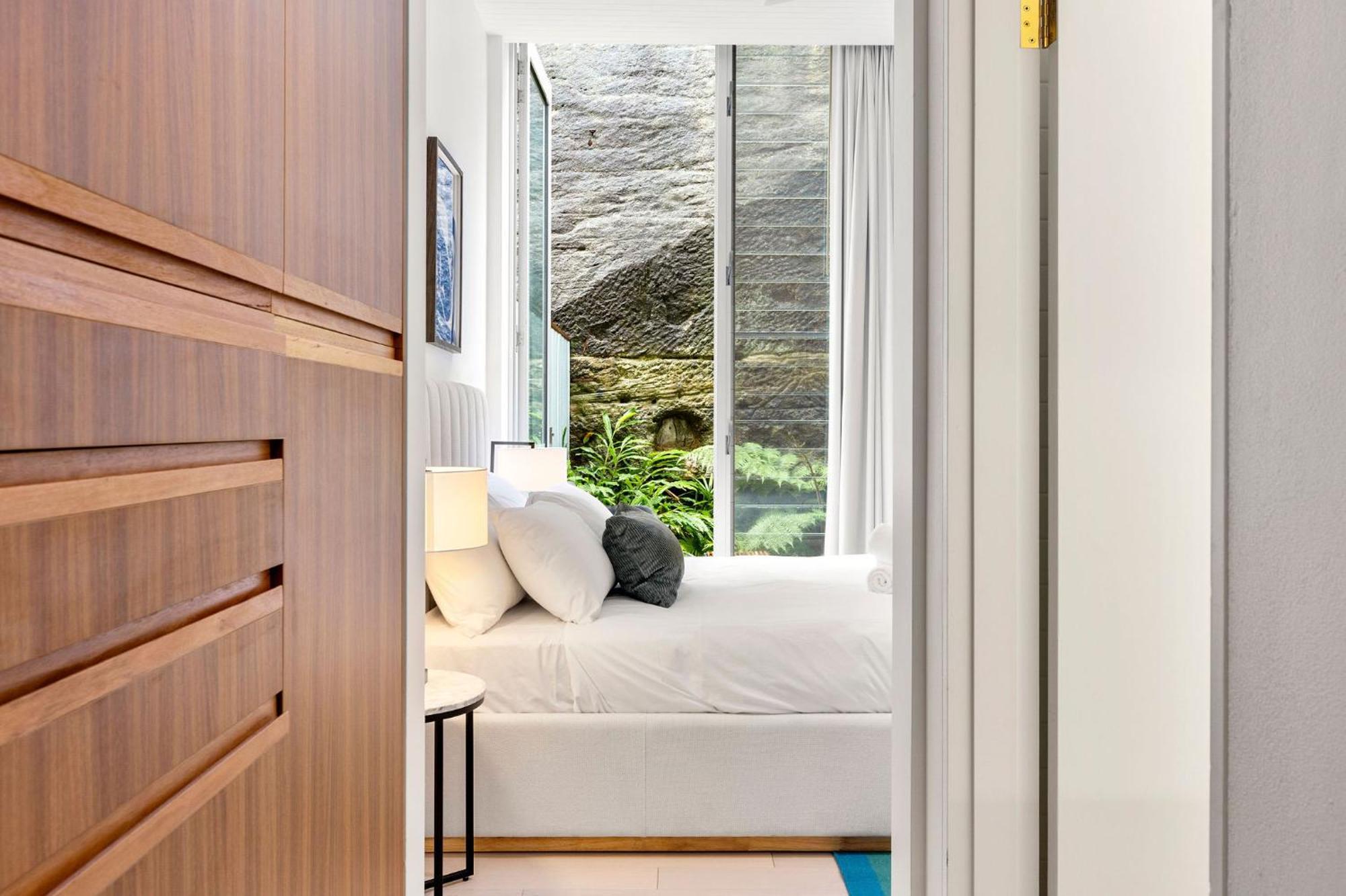 2-4 Trinity Avenue * Sydney