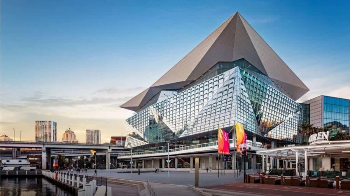 Luxe In Darling Harbour With Pool, Sauna & Gym - Icc 300m Apartment Sydney