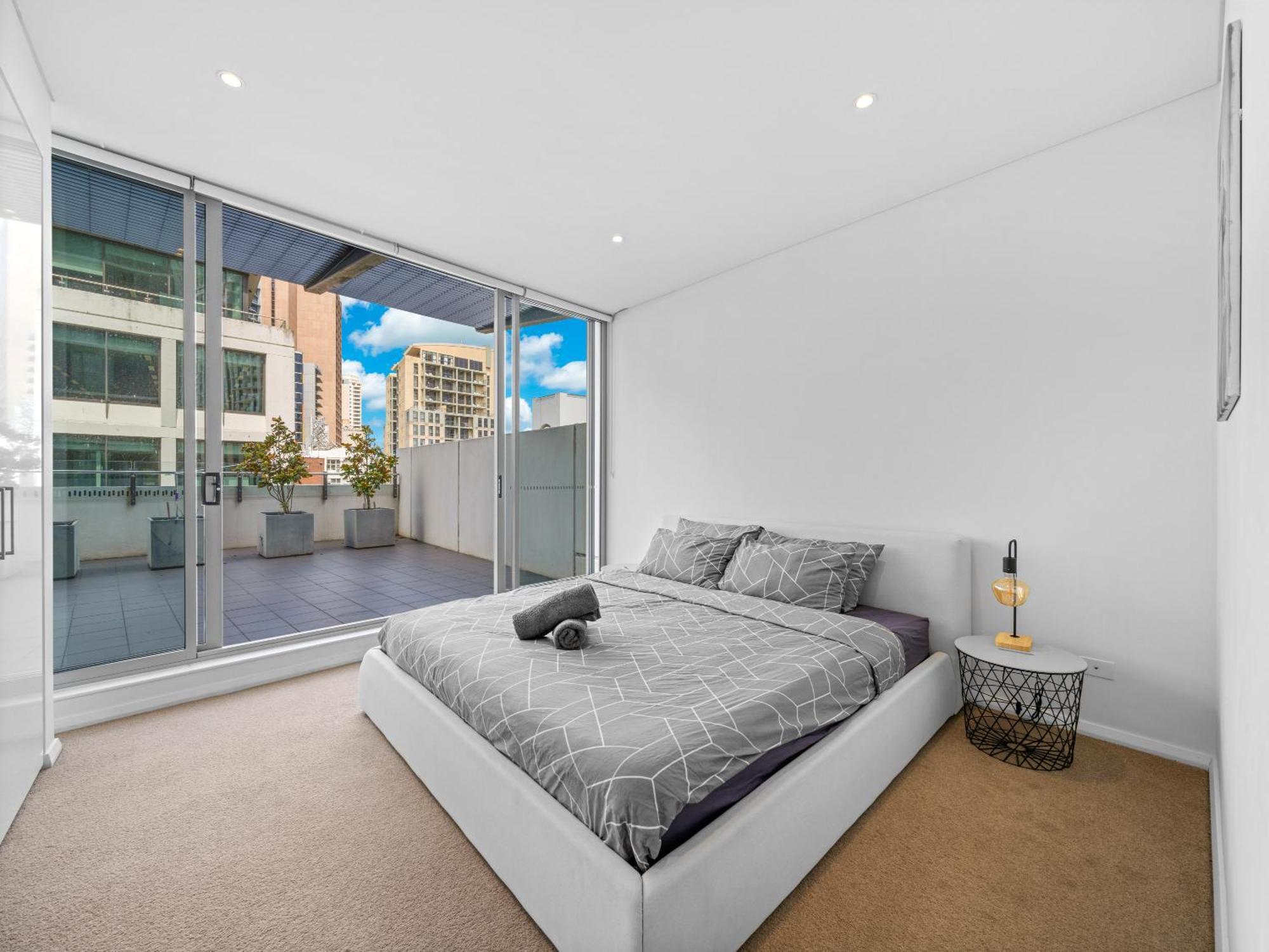 Luxury Oasis In Chinatown Apartment Sydney
