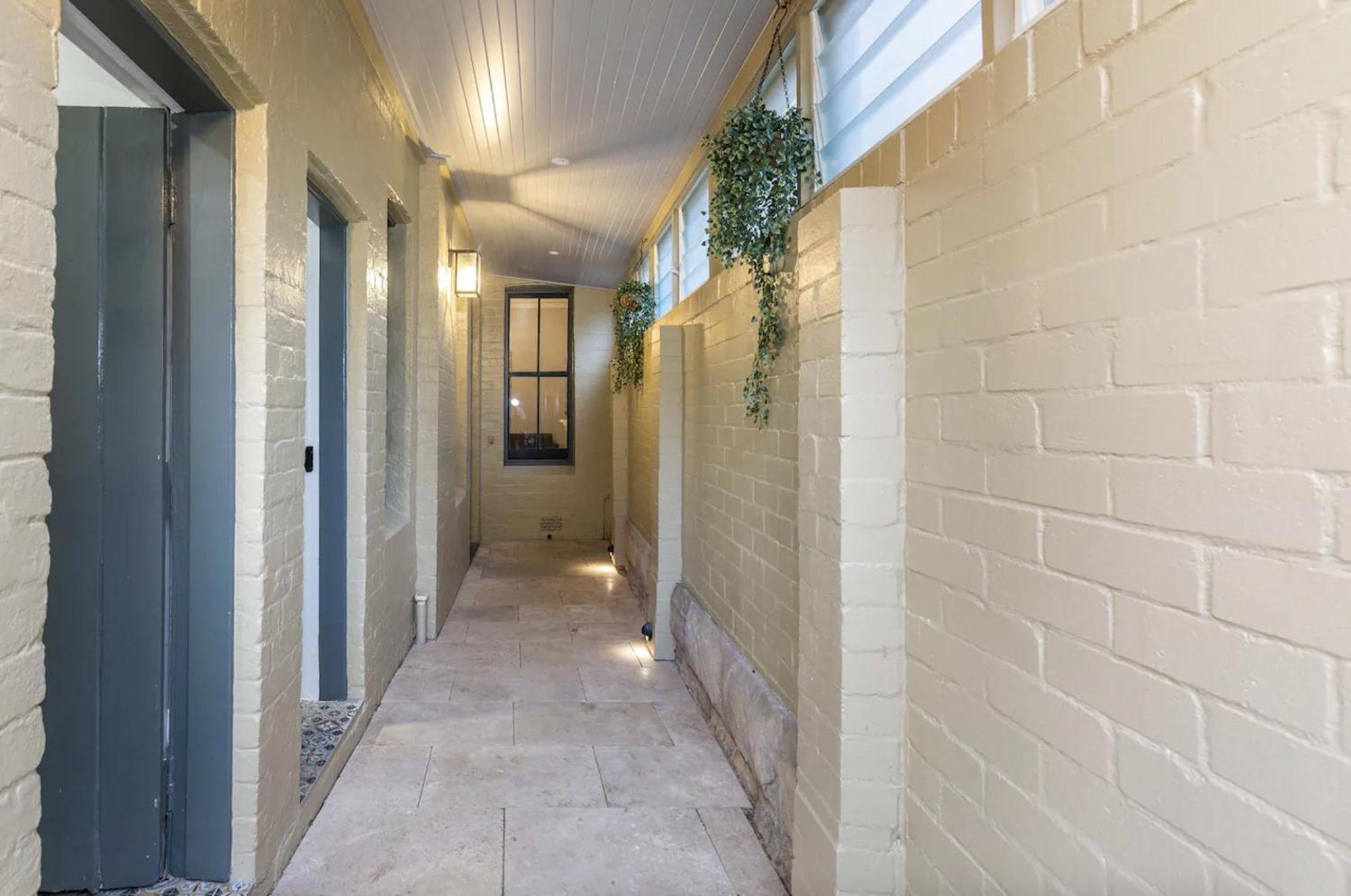 Millers Point Harbourside Holiday home *