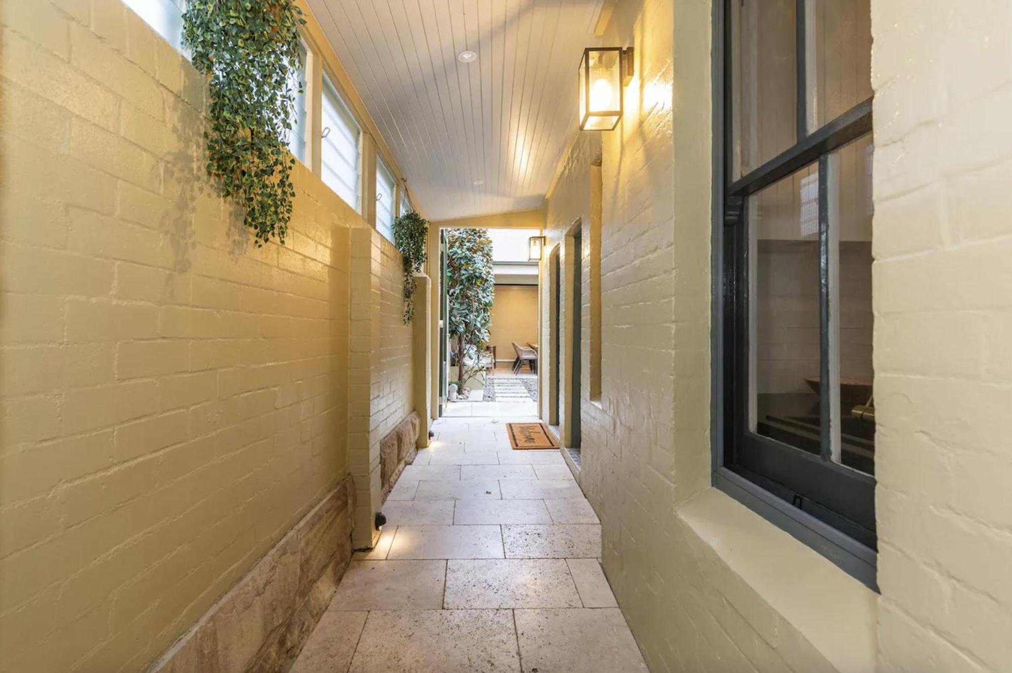 Millers Point Harbourside Holiday home *