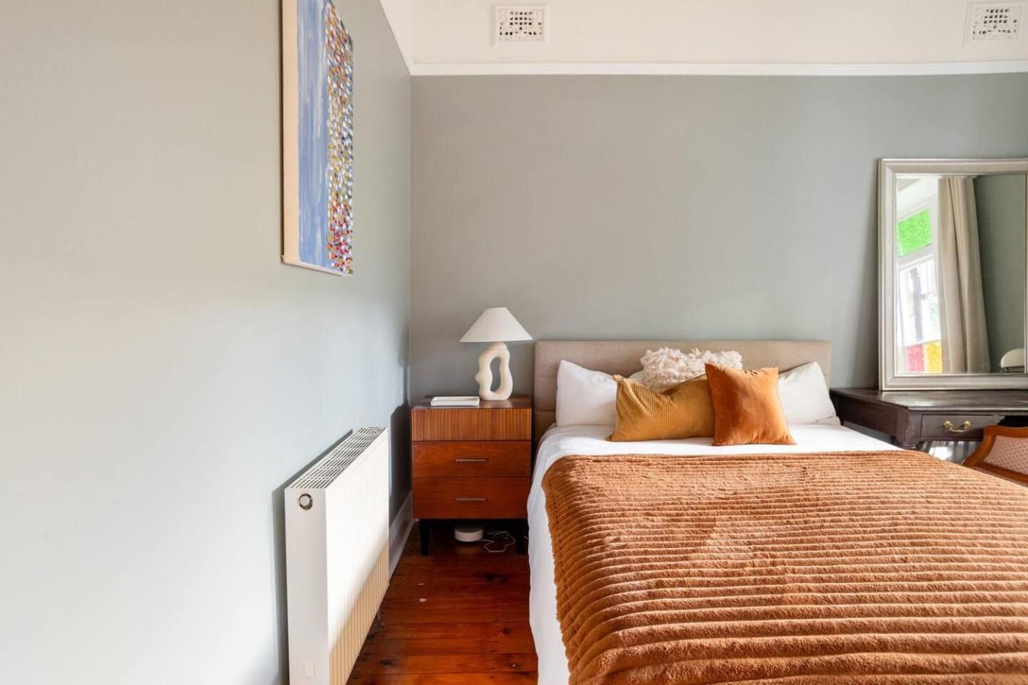 Homestay 1 Bedroom In A In Queens Park *
