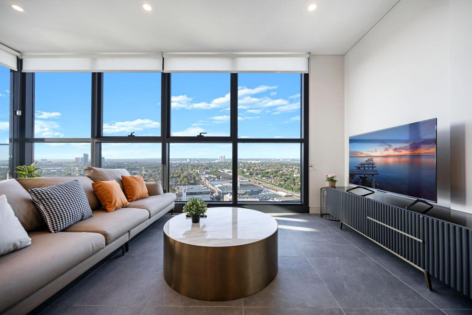 Luxury 1br With Stunning Skyline Views Sydney