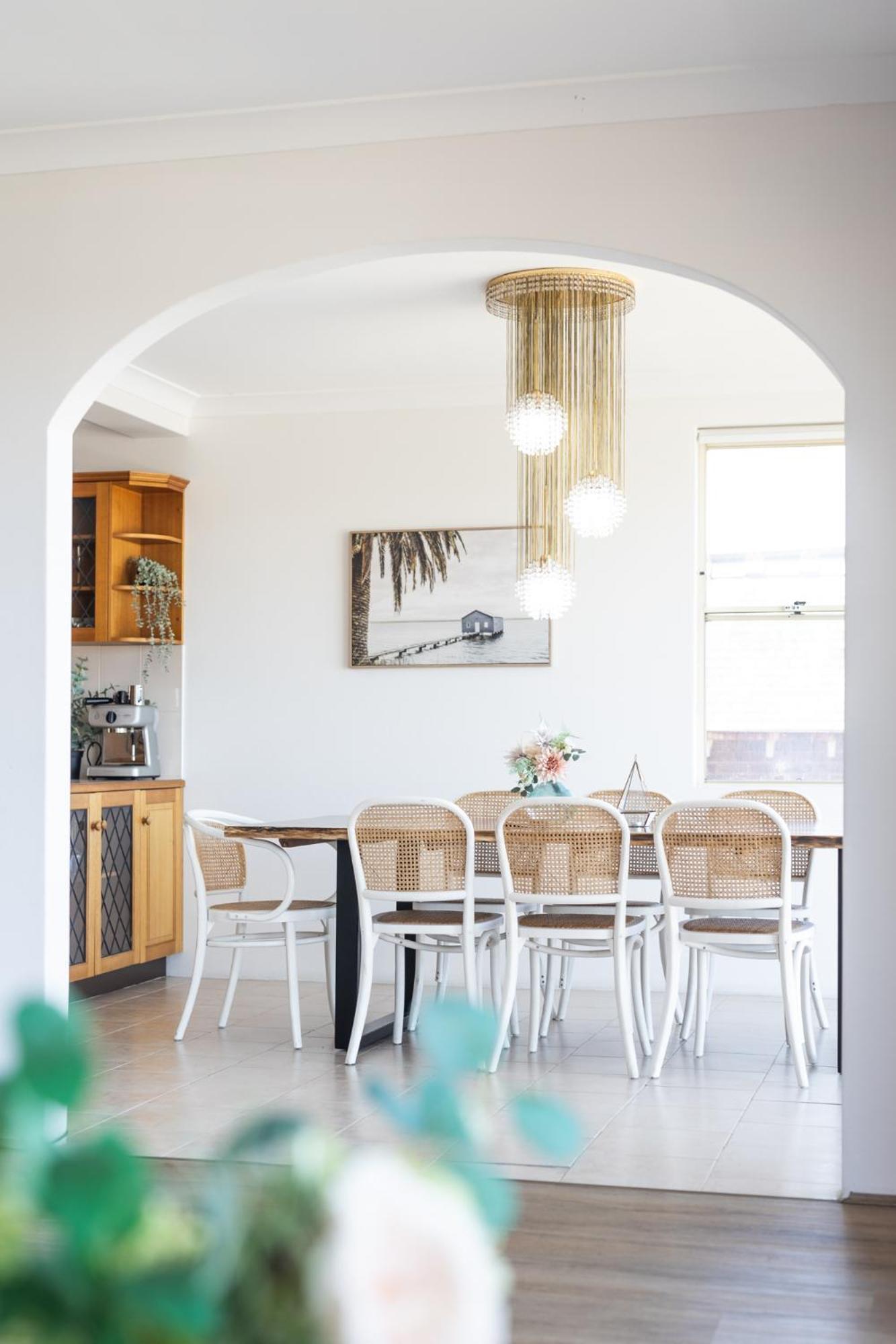 Stunning Waterfront Townhouse With Shared Swimpool, Harbour View And Free P *