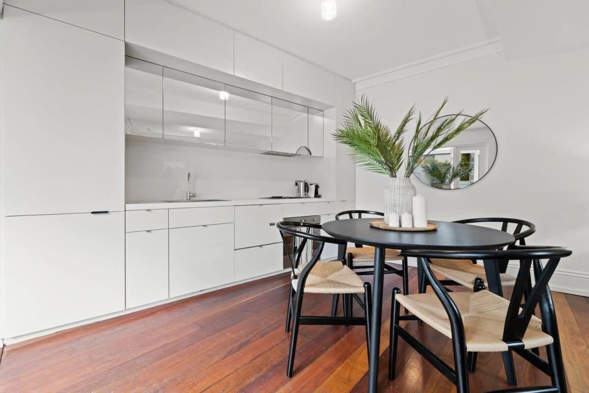 Holiday home Perfect Laneway Terrace Surry Hills *