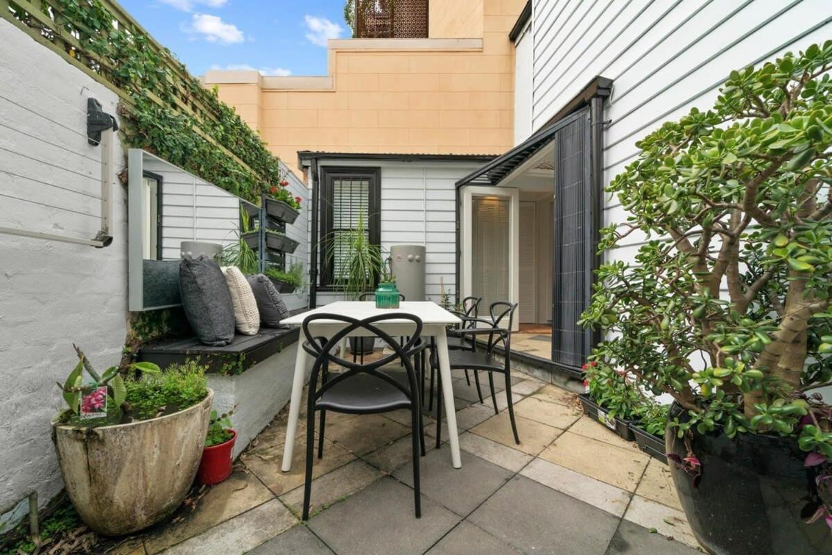 Perfect Laneway Terrace Surry Hills Holiday home *