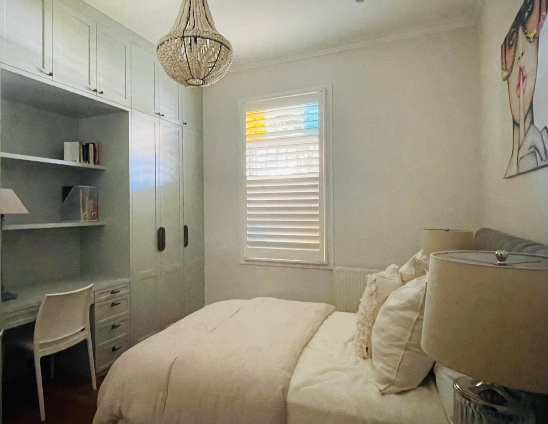 1 Bedroom In A In Queens Park Homestay *