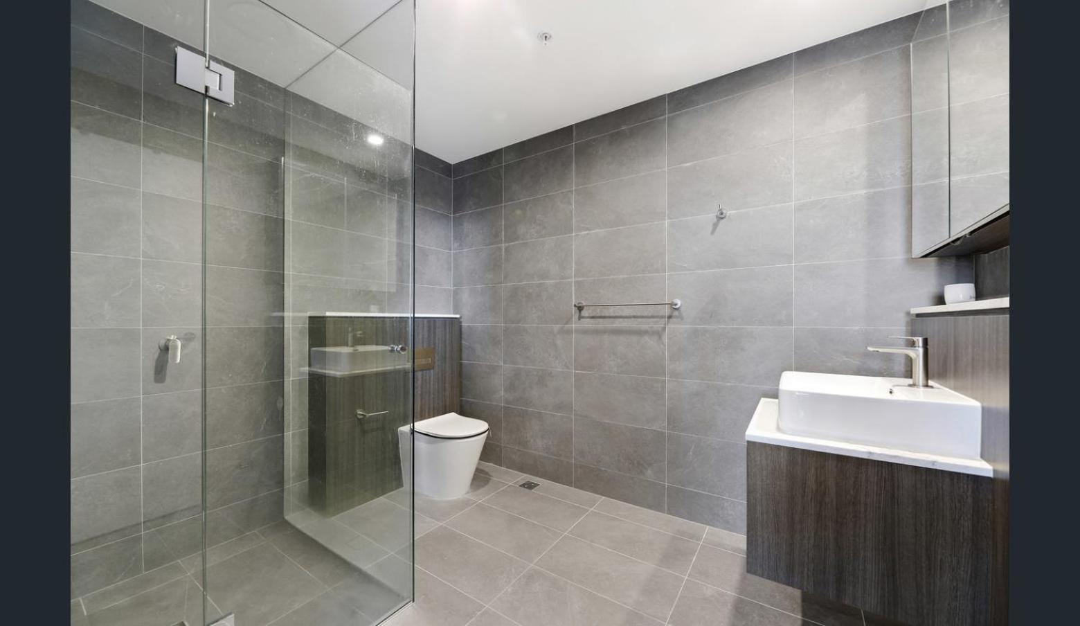 Apartamento High-level 3br Retreat With Gym And Skyline Views
